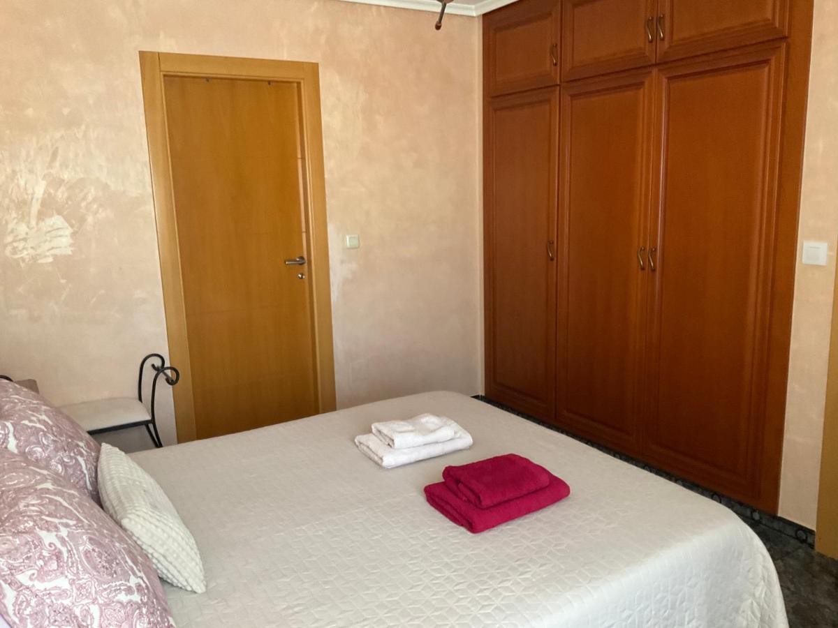 Brisa De Poniente Con Cochera Y Aire Acondicionado Aguilas Bagian luar foto